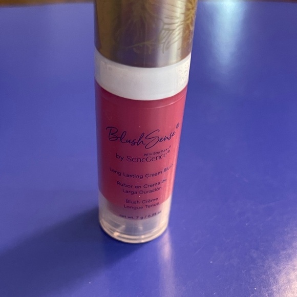 Brand New BlushSense - Picture 2 of 3